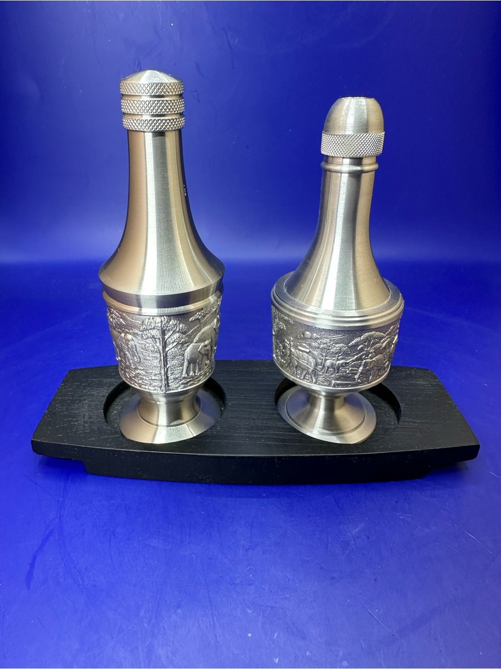 Oriental Pewter Thailand Co Ltd Salt & Pepper Shakers w/Elephants on Wooden Tray